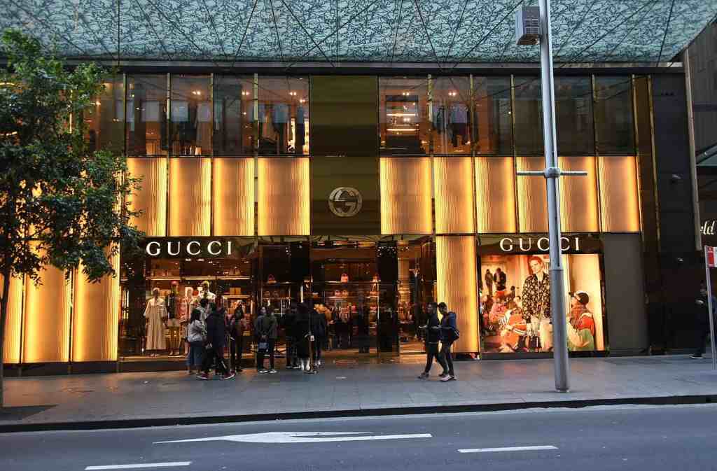 Gucci : autorise les paiements en crypto dans les&nbsp;magasins