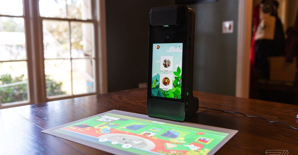 Amazon gives up on the Glow, its kid-focused video calling&nbsp;device