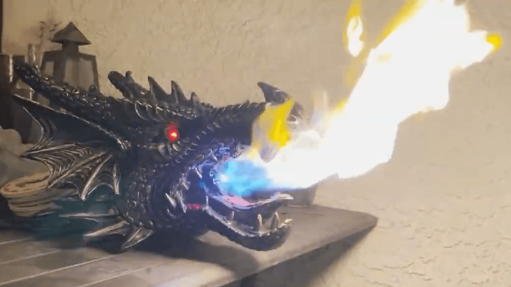 Flame-Spitting Dragon Head Heats Up&nbsp;Halloween