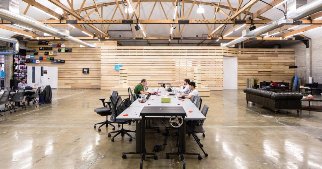 Only 9% of large US companies plan to significantly decrease their office footprint over the next three years, down from 39% last&nbsp;September