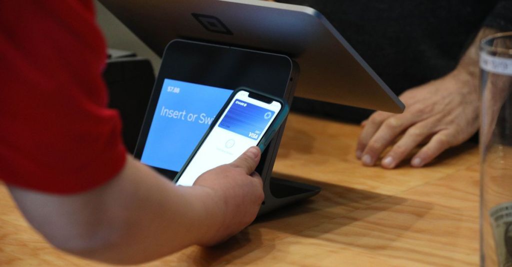 Some Russian bank customers have been cut off from Apple Pay and Google&nbsp;Pay