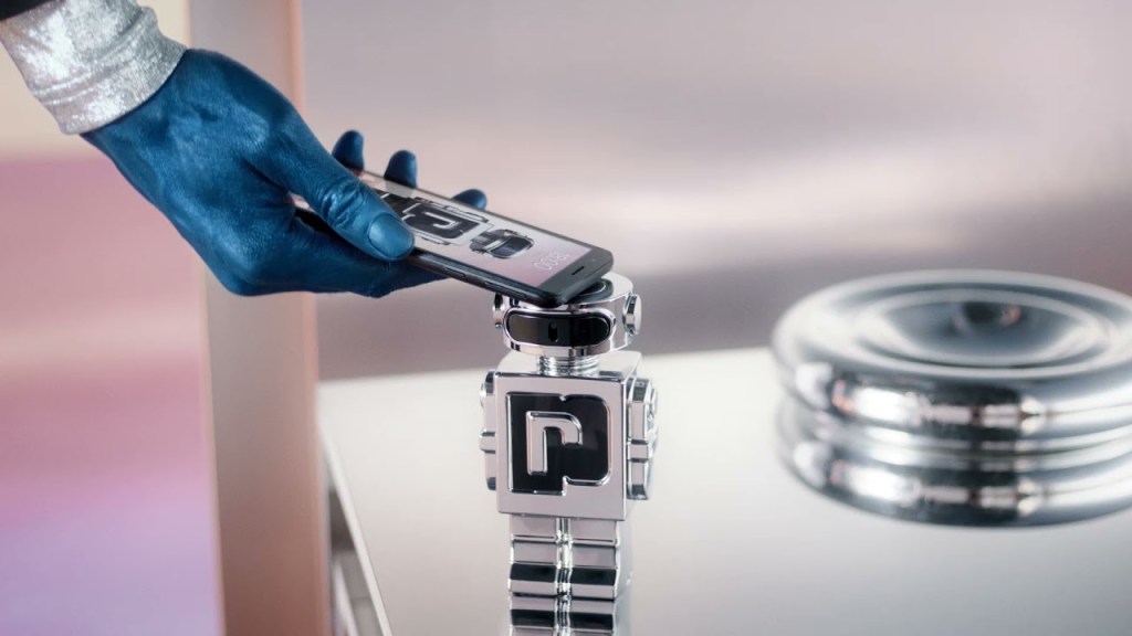 Pub Paco Rabanne Phantom 2021 : Le 1er parfum&nbsp;connecté