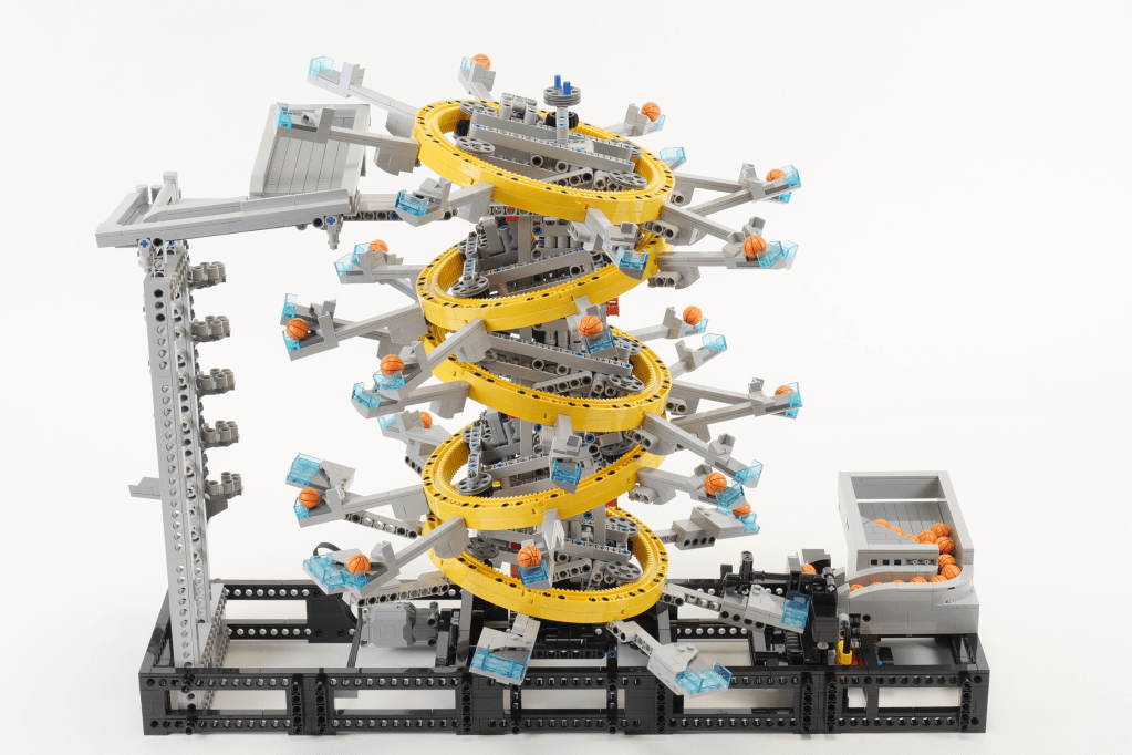 LEGO : Five Tilted&nbsp;Rings