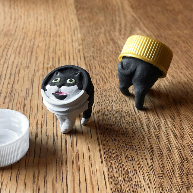 Bottle Cap Cat