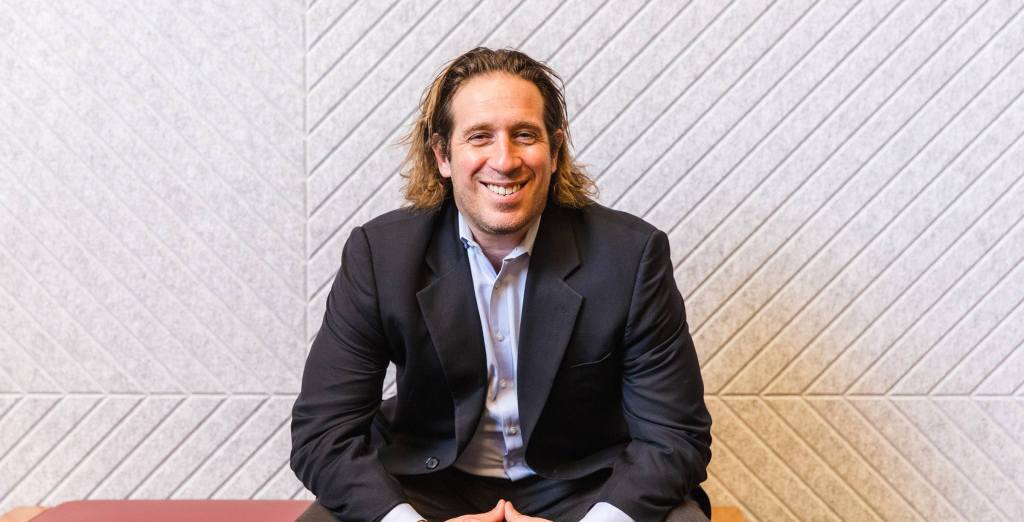 Jeremy Bailenson talks about 1,000,000 Walmart employees training with VR, presence, and the VR &laquo;&nbsp;empathy machine&nbsp;&raquo;