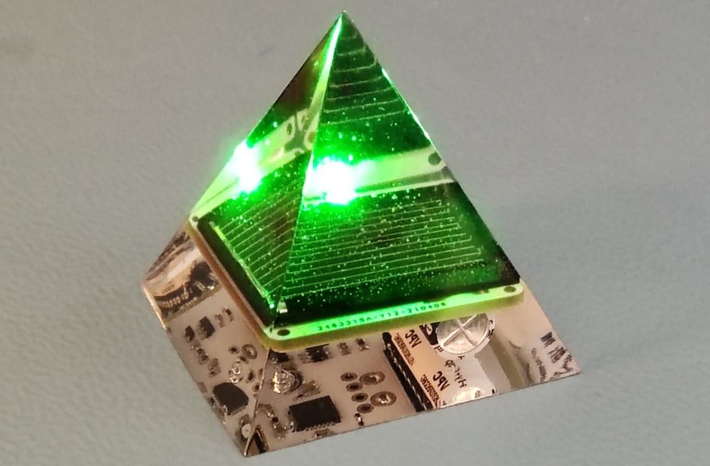 Magic Pyramids Blink Eternal With The Power Of The&nbsp;Sun