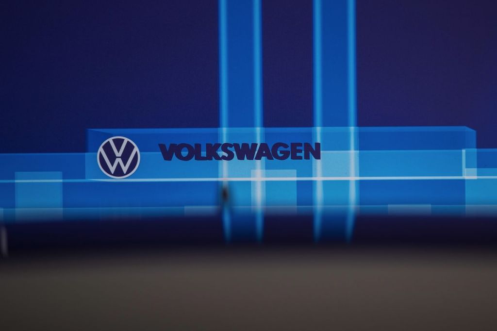 VW, Microsoft Extend Collaboration to Self-Driving Car&nbsp;Software