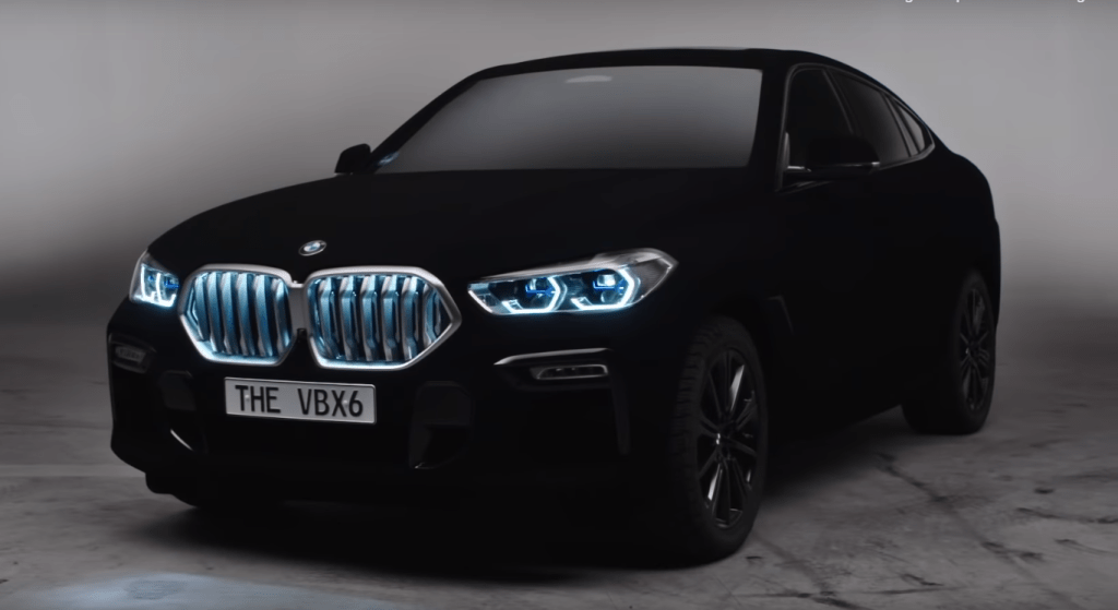 BMW a dévoilé une voiture… vraiment&nbsp;noire