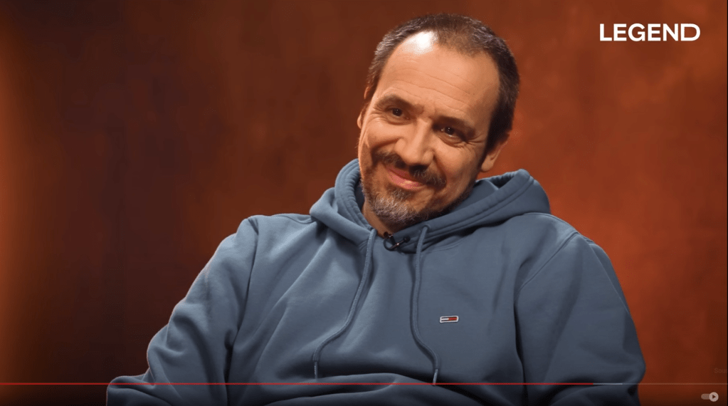 Entretien avec Alexandre Astier : Retour sur sa carrière et sa vie&nbsp;personnelle