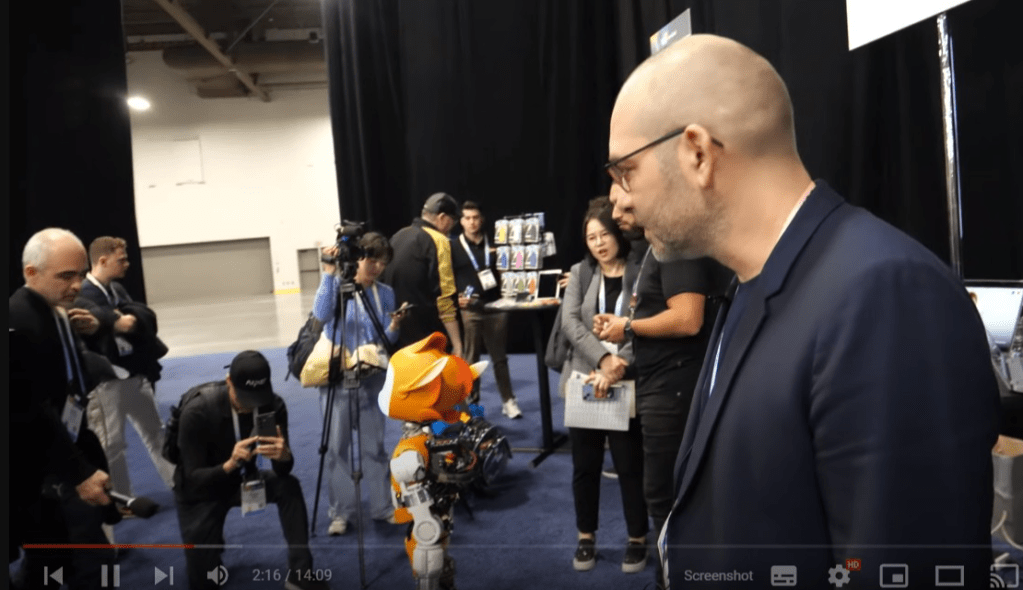 Mirokaï, le robot social logistique d&rsquo;Enchanted Tools dévoilé au&nbsp;CES