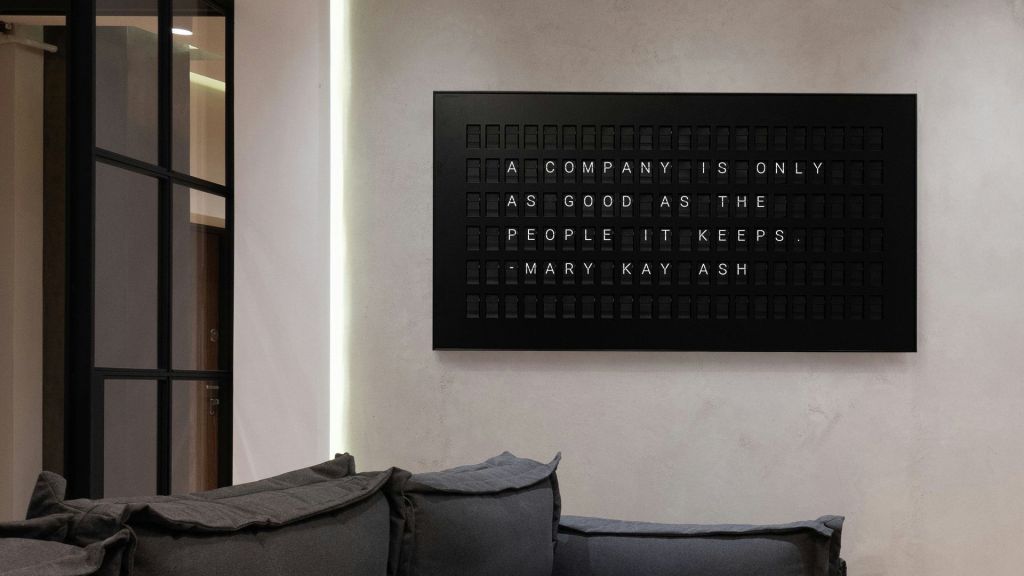 Vestaboard réinvente le design des affichages à&nbsp;palettes